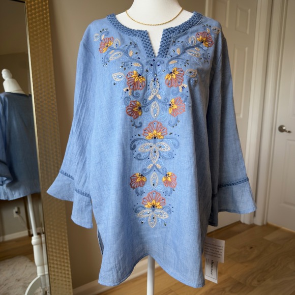 NWT Alfred Dunner Blue Embroidered Embellished 3/4 Sleeve Top Size M - Picture 1 of 5